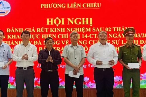 Phường Liên Chiểu khen thưởng tổ chức, cá nhân thực hiện tốt đợt ra quân bảo đảm trật tự đô thị