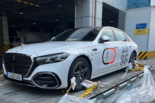 Mercedes-Benz S-Class bản mới xuất hiện tại Việt Nam