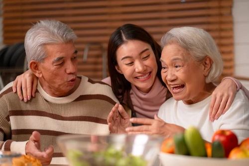 Nghỉ việc để làm 'con cái toàn thời gian'