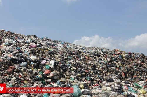 Vì sao gần 16.000 tấn rác tồn đọng ở Hà Tĩnh?
