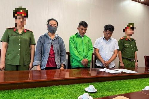Phê chuẩn khởi tố 3 đối tượng đổ trộm 180 tấn chất thải rắn