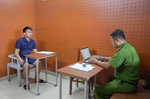 Nam thanh niên sát hại bạn gái đang mang thai trong phòng trọ