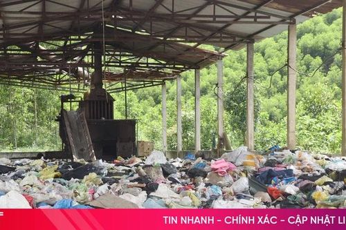 Biến khuôn viên lò đốt rác thành bãi chôn lấp trái quy định
