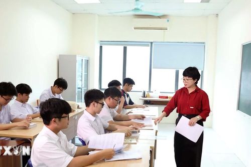 Người 'truyền lửa' cho học trò chinh phục Olympic Vật lý Quốc tế