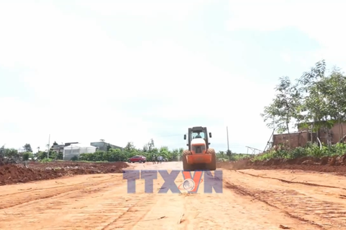 Người dân đồng lòng giải phóng mặt bằng cho 2 tuyến cao tốc đi Đà Lạt