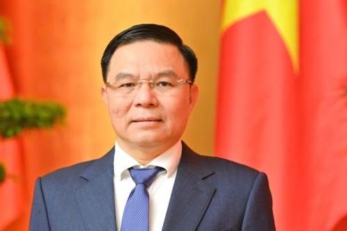 Bộ trưởng Lê Mạnh Hùng gửi thư chúc mừng nhân kỷ niệm 75 năm Ngày Truyền thống ngành Công Thương Việt Nam