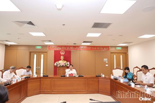 Quyết liệt ngăn chặn tình trạng săn bắt chim yến trái phép
