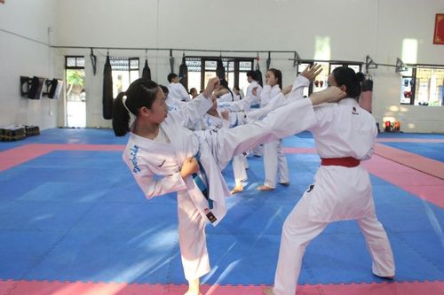 Ghi nhận thành tích cao