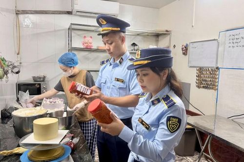 Siết chặt kiểm tra an toàn thực phẩm