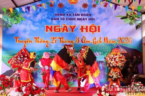 Trên 5.000 lượt người tham dự ngày hội truyền thống xã Tân Đoàn