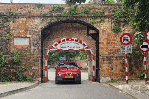 Cấm ô tô lưu thông giờ cao điểm qua lại Thành Cổ Lạng Sơn