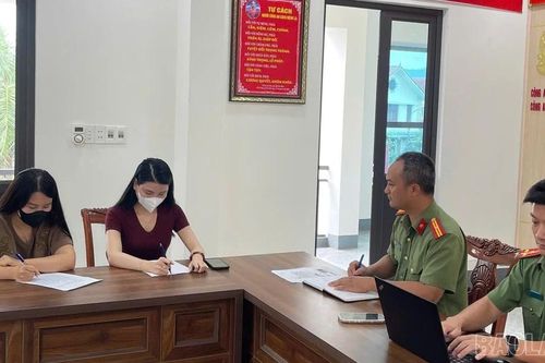 Công an phường Cam Đường xử phạt 15 triệu đồng 2 trường hợp đăng tin sai sự thật trên Facebook