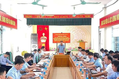 Tổ công tác số 03 của tỉnh làm việc với các xã thuộc huyện Mù Cang Chải (cũ) về giải ngân vốn đầu tư công và lập quy hoạch xây dựng