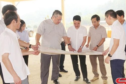 Đẩy mạnh sản xuất, nâng cao thu nhập khu vực nông thôn