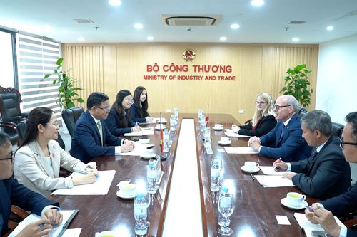 Bộ trưởng Lê Mạnh Hùng và Đại sứ Canada cùng thúc đẩy hợp tác thương mại, đầu tư