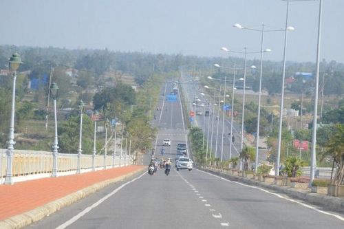 Đà Nẵng: Đẩy nhanh hoàn thiện thủ tục đầu tư dự án cao tốc nội thị và đường sắt đô thị