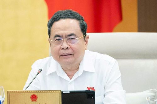 Đổi mới tư duy làm luật