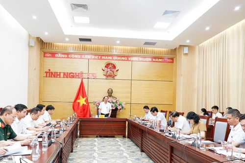 Rà soát chính sách thi đua, khen thưởng bảo đảm thực chất, đúng đối tượng