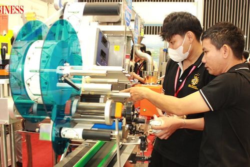 'Gọng kìm' chuyển đổi xanh: Doanh nghiệp kẹt vốn, thiếu lực đẩy