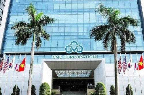 CMC miễn nhiệm một phó chủ tịch, tái cấu trúc khối công nghệ