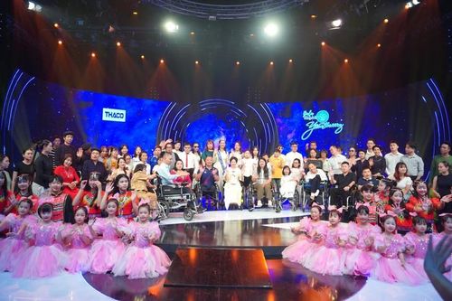 Gala Trạm yêu thương truyền cảm hứng về nghị lực sống từ những câu chuyện đời thường
