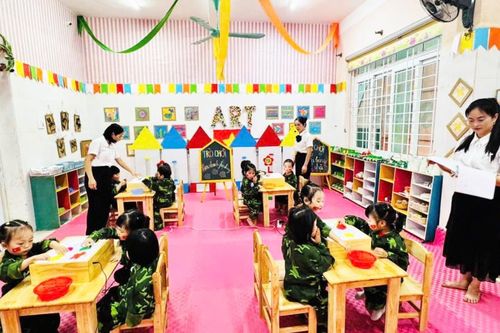 Gieo 'mầm' yêu nước cho thế hệ măng non