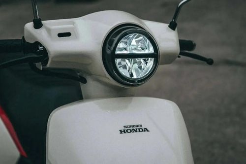 Mê thiết kế Vespa mà không đủ tiền: Tham khảo ngay mẫu xe tay ga mới vừa mắt, vừa túi tiền này