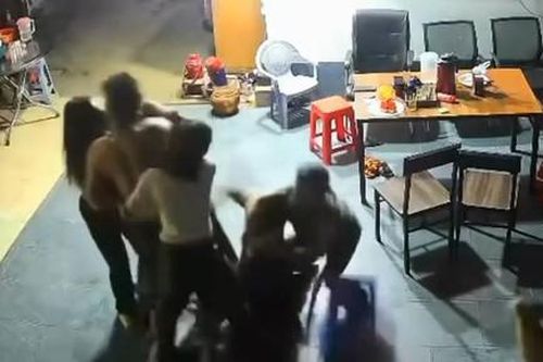 Công an xác minh vụ nhóm người xông vào nhà dân đánh 2 người nhập viện