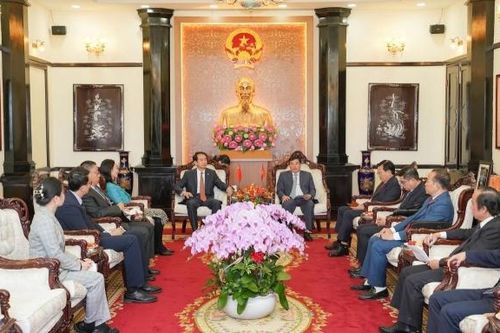 Lâm Đồng đẩy mạnh hợp tác thương mại với Trung Quốc