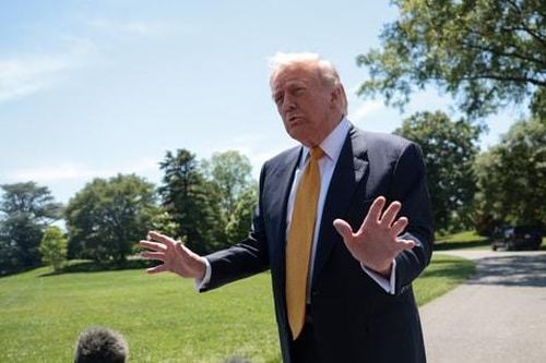 Tổng thống Trump đặt vấn đề hạt nhân Iran lên trên sức ép kinh tế