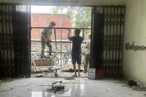 Người dân Ứng Thiên tự giác bàn giao mặt bằng làm đường