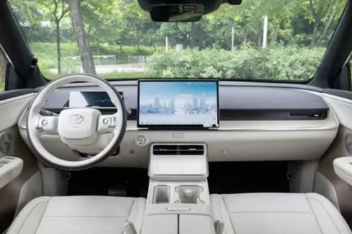 SUV hạng C giá 424 triệu đồng của Toyota đẹp phong cách, 224 mã lực, hỗ trợ lái hiện đại, sẵn sàng cạnh tranh Mazda CX-5, chi trả ngang Toyota Vios