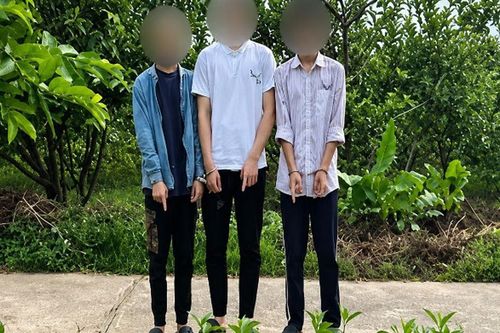 Hà Nội: Nhóm cướp 'nhí' bị bắt, lộ diện chiếc xe gây án là xe đi cướp lại của một tên trộm khác