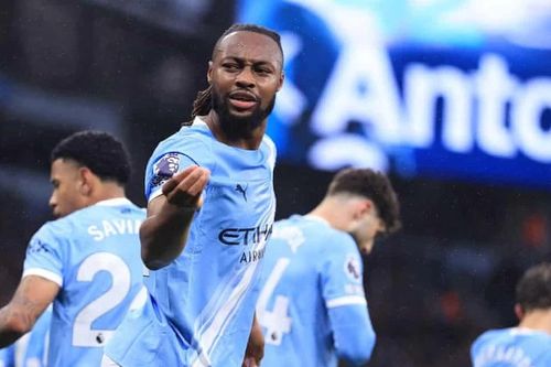 Man City thắng thuyết phục tại Etihad, cuộc đua vô địch lại nóng rực