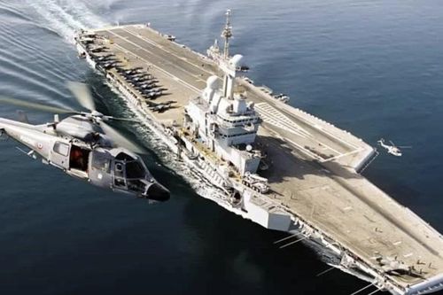 Pháp điều tàu sân bay hạt nhân áp sát eo biển Hormuz giữa lúc Trung Đông căng thẳng
