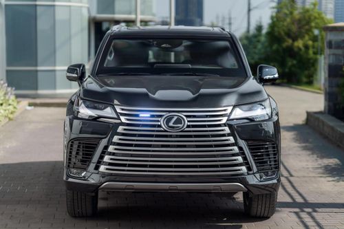 'Siêu SUV' Lexus 700h chống đạn dành cho chủ tịch