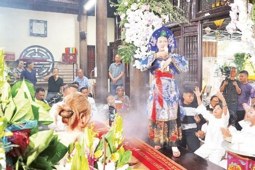 Khai thác tiềm năng di sản để thúc đẩy du lịch