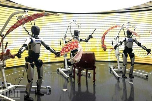 [Ảnh] Robot hình người được ứng dụng rộng rãi ở Trung Quốc