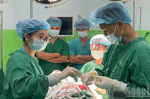 Đà Nẵng: Kỹ thuật vi phẫu tìm lại cơ hội cho nhiều bệnh nhân bị liệt cánh tay