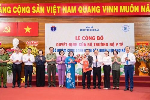 Trao quyết định bổ nhiệm Giám đốc Bệnh viện Chợ Rẫy