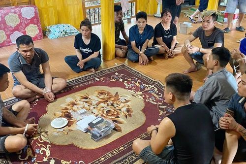 Tuyên Quang: Bắt quả tang 15 đối tượng đánh bạc