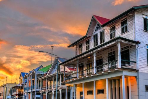 Vẻ đẹp kỳ lạ của Paramaribo – thành phố Hà Lan giữa rừng mưa Nam Mỹ