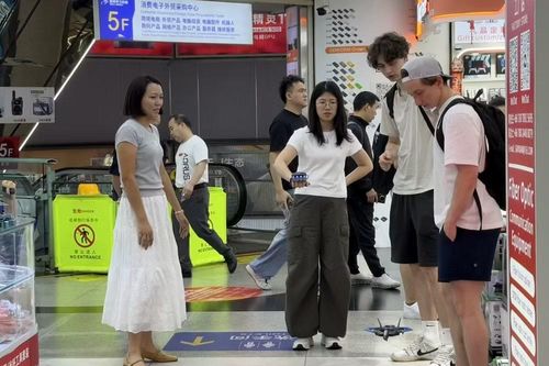 Khu chợ công nghệ lớn nhất thế giới đổi đời nhờ AI