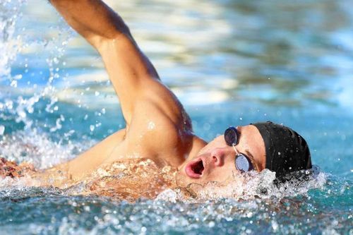 Thay đổi tích cực của cơ thể khi kiên trì bơi lội mỗi ngày