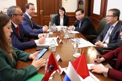 Đại sứ Đặng Minh Khôi gặp làm việc với Chủ tịch Duma thành phố Moscow, Nga