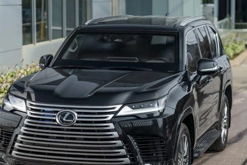 Lexus LX hybrid phiên bản bọc thép ra mắt