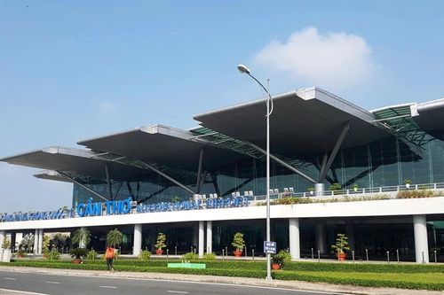 'Sân bay quốc tế mà cả năm không có chuyến bay quốc tế'