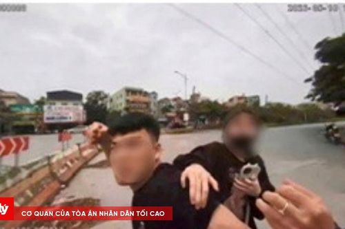 Đấm CSGT khi bị dừng xe kiểm tra nồng độ cồn