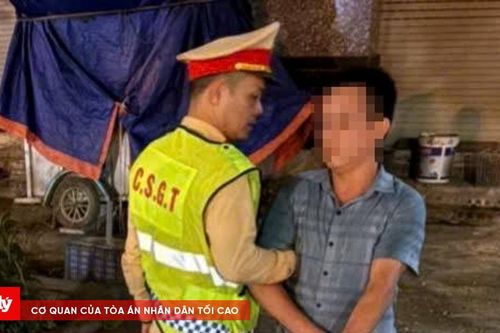 Đang mang ma túy đi dạo thì gặp CSGT