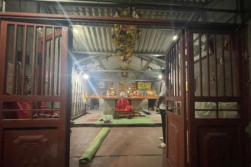 Phê chuẩn gia hạn tạm giữ đối tượng lợi dụng giải bùa để hiếp dâm thiếu nữ